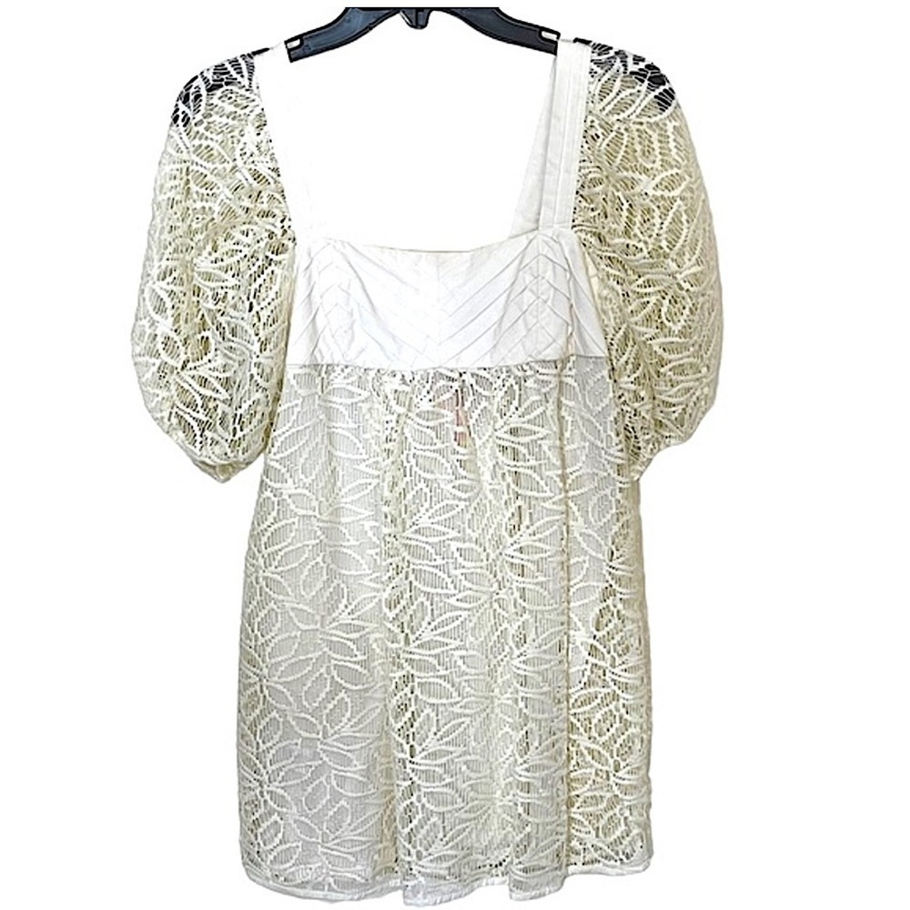 BCBGeneration Cream Puffed Sleeve Lace Baby Doll Empire
Waist Mini Dress Size 4